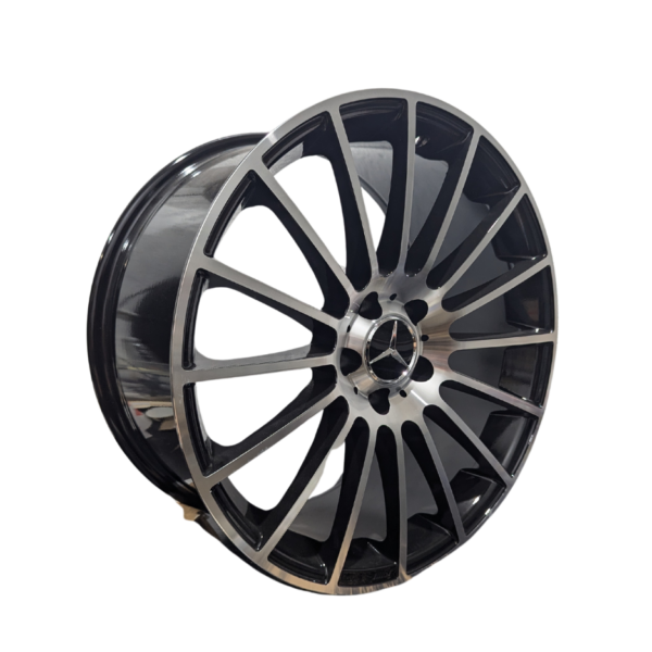 19" Mercedes Benz Wheels AMG - Image 2
